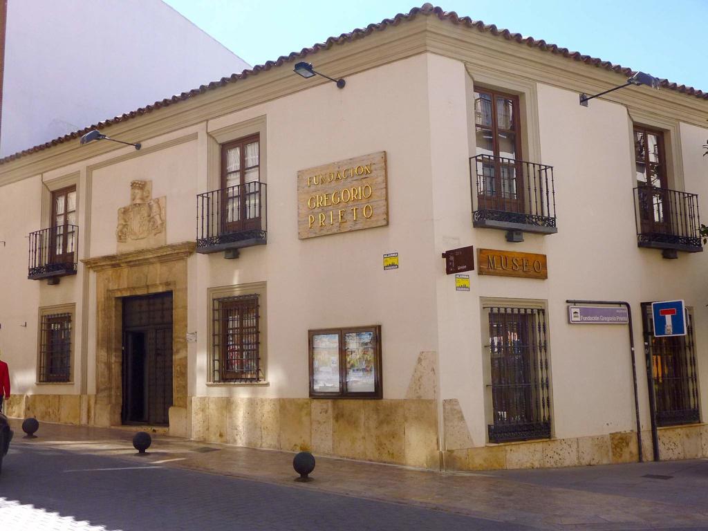 Hostal Valdepenas By Bossh Hotels Εξωτερικό φωτογραφία